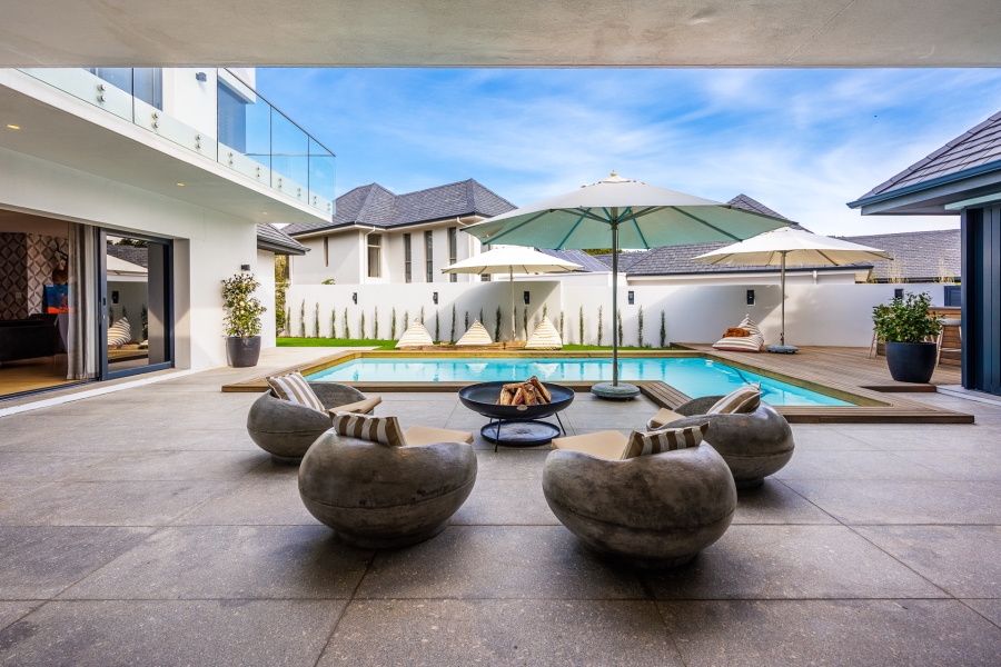 5 Bedroom Property for Sale in Pearl Valley at Val de Vie Western Cape